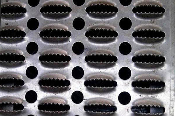 鱷魚(yú)嘴沖孔網(wǎng)